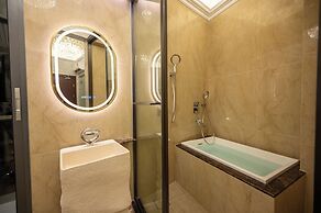 Ritz Residence @ Imago Mall Loft B