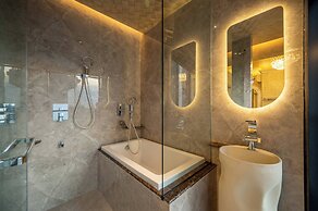 Ritz Residence @ Imago Mall Loft B