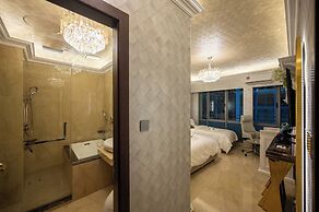 Ritz Residence @ Imago Mall Loft B
