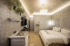 Ritz Residence @ Imago Mall Loft B
