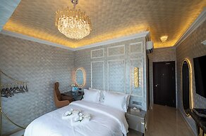 Ritz Residence @ Imago Mall Loft B