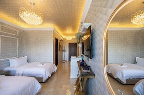 Ritz Residence @ Imago Mall Loft B