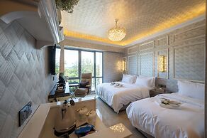 Ritz Residence @ Imago Mall Loft B