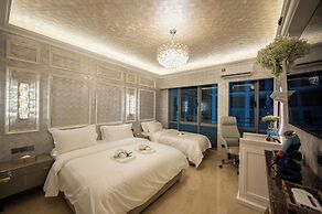 Ritz Residence @ Imago Mall Loft B