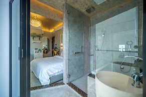 Ritz Residence @ Imago Mall Loft B