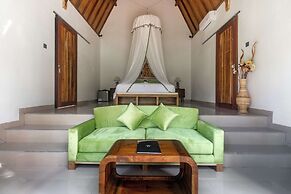 Green Coco Suite