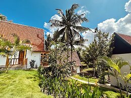 Green Coco Suite