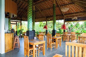 Green Coco Suite