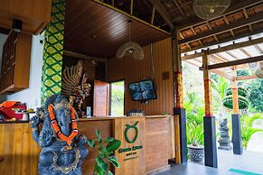 Green Coco Suite