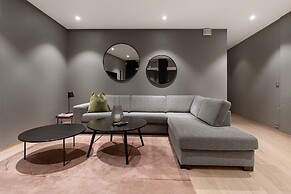 Enter Tromsø Luxury Villa