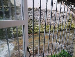 Riverdance Cottage