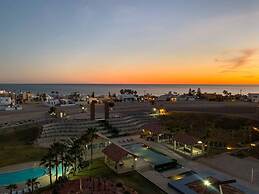 Glamorous Fully Equipped Condo With Amazing Sunset