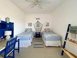 Glamorous Fully Equipped Condo With Amazing Sunset