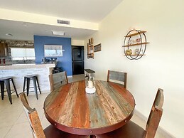Glamorous Fully Equipped Condo With Amazing Sunset