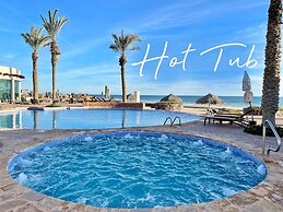Hidden Gem Villa With Serene Beach Pool Access