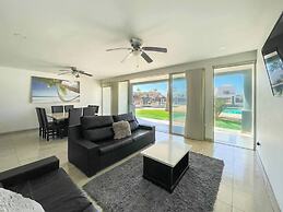 Find Peace at a Modern Ground Floor Condo