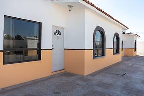 Mexican Ambience Townhome With Pool 31