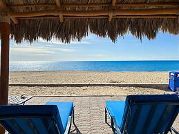 Gorgeous Beachfront Gem With Water Slides