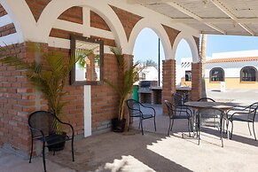 Mexican Ambience Townhome With Pool 2