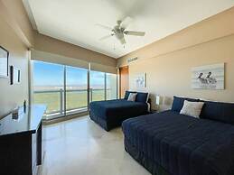 Breathtaking Luxury Oceanfront Condo