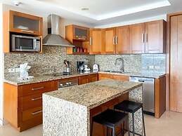Breathtaking Luxury Oceanfront Condo