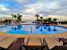 Breathtaking Luxury Oceanfront Condo