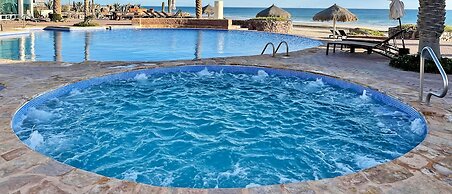 Hidden Gem Condo With Pools Private Beach