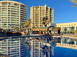 Hidden Gem Condo With Pools Private Beach
