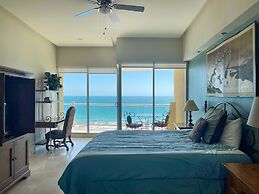 Hidden Gem Condo With Pools Private Beach