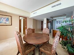 Hidden Gem Condo With Pools Private Beach