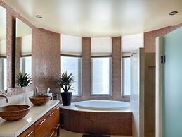 Oceanfront Gem With Pools Private Beach