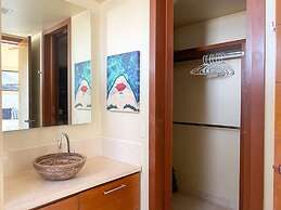 Oceanfront Gem With Pools Private Beach