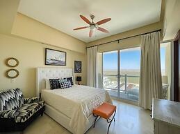 Oceanfront Gem With Pools Private Beach