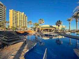 Oceanfront Condo With Astonishing View Private