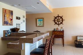Peaceful Condo With Ocean View