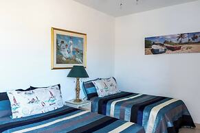 Peaceful Condo With Ocean View