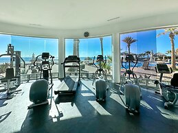 Oceanfront Condo With Astonishing View