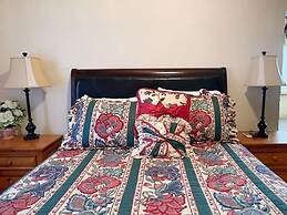 Homely Mexican Accent Apartment 2