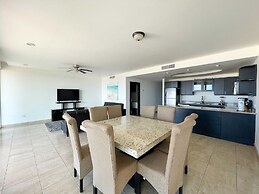 Unwind in a Modern Condo With Stunning View