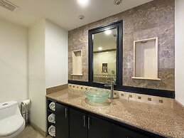Unwind in a Modern Condo With Stunning View