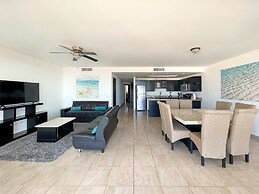 Unwind in a Modern Condo With Stunning View