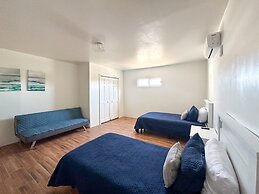 Spacious 3BR House Near Iconic Sandy Beach
