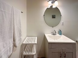 Spacious 3BR House Near Iconic Sandy Beach