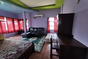 OYO 90633 Graha Dirham Homestay