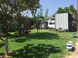 Sakız Tiny House & Apart