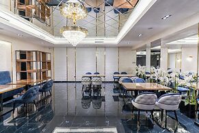 Mirzo Hotel