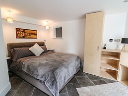 Glamorgan House