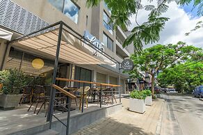 Le 115 Aparthotel in Jal El Dib