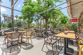 Le 115 Aparthotel in Jal El Dib