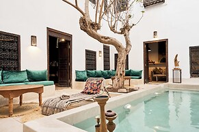RIAD YLHA